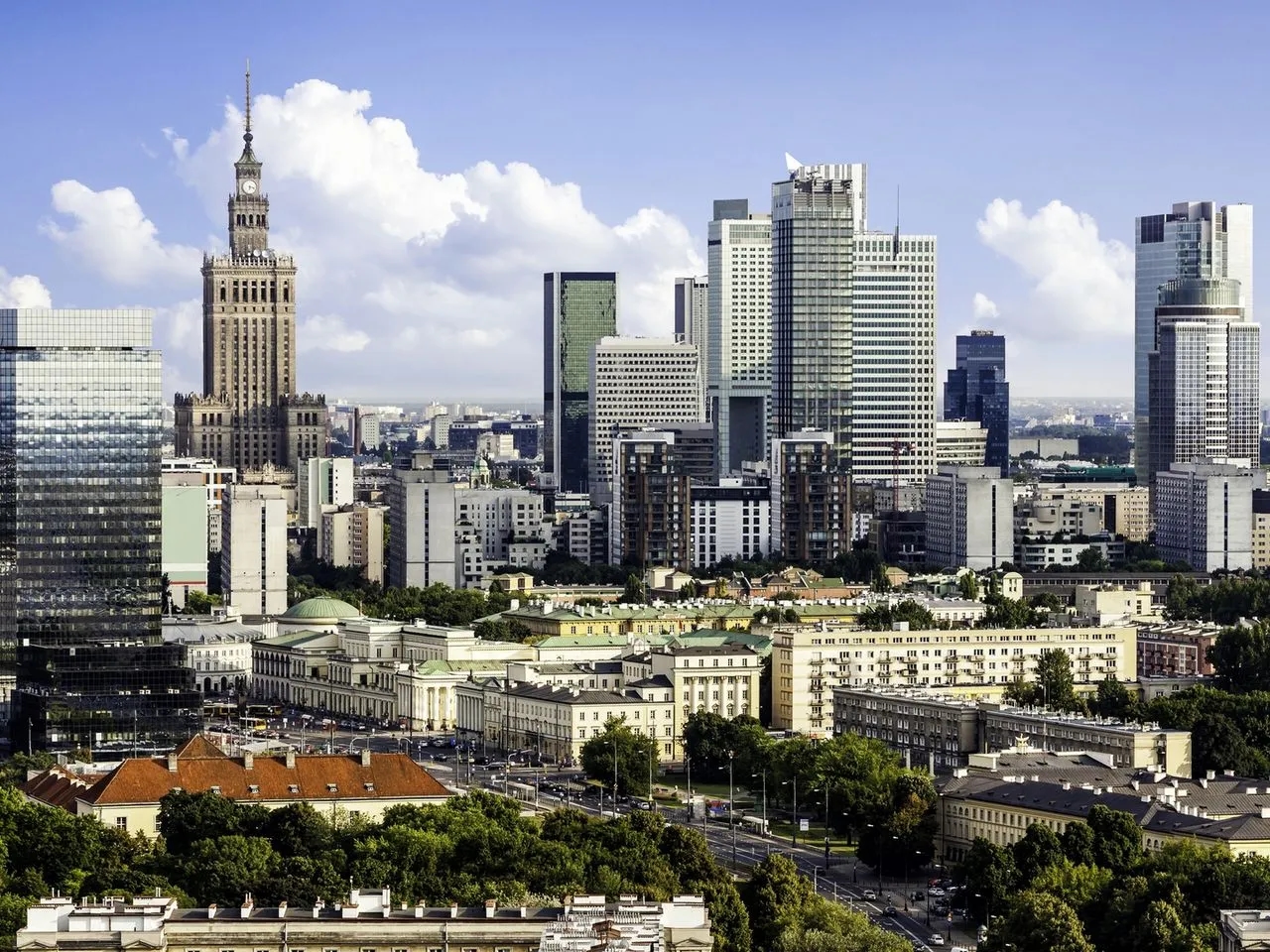 Ile pięter ma najwyższy budynek w Polsce? Zaskakujące fakty o Varso Tower